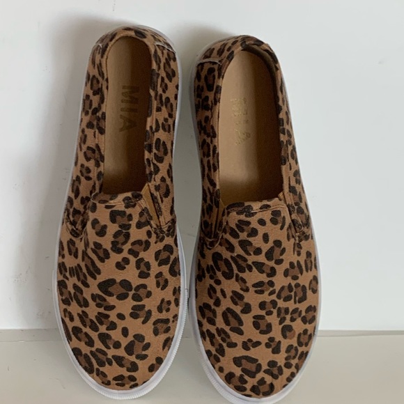 MIA Shoes - Women’s Mia Yulia Slop-On Sneakers Adult